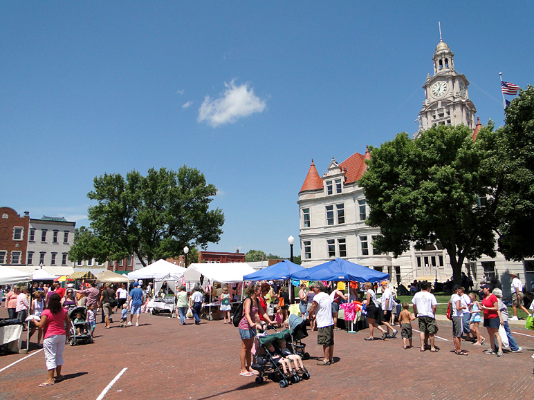 The Adel Town Square (256.15 KB)