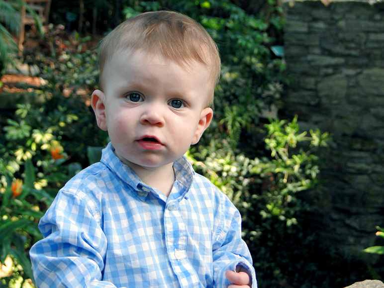 He looks so innocent here... (213.70 KB)