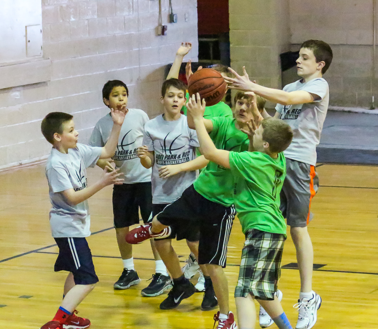 How Jake didn't get every rebound is a mystery to me. (300.92 KB)